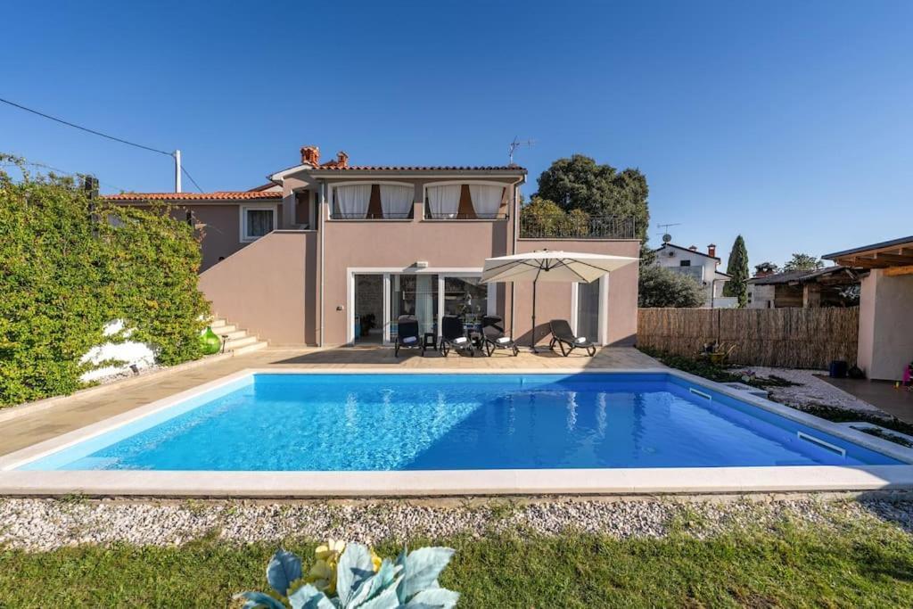 Villa Corinna Kukci Luaran gambar