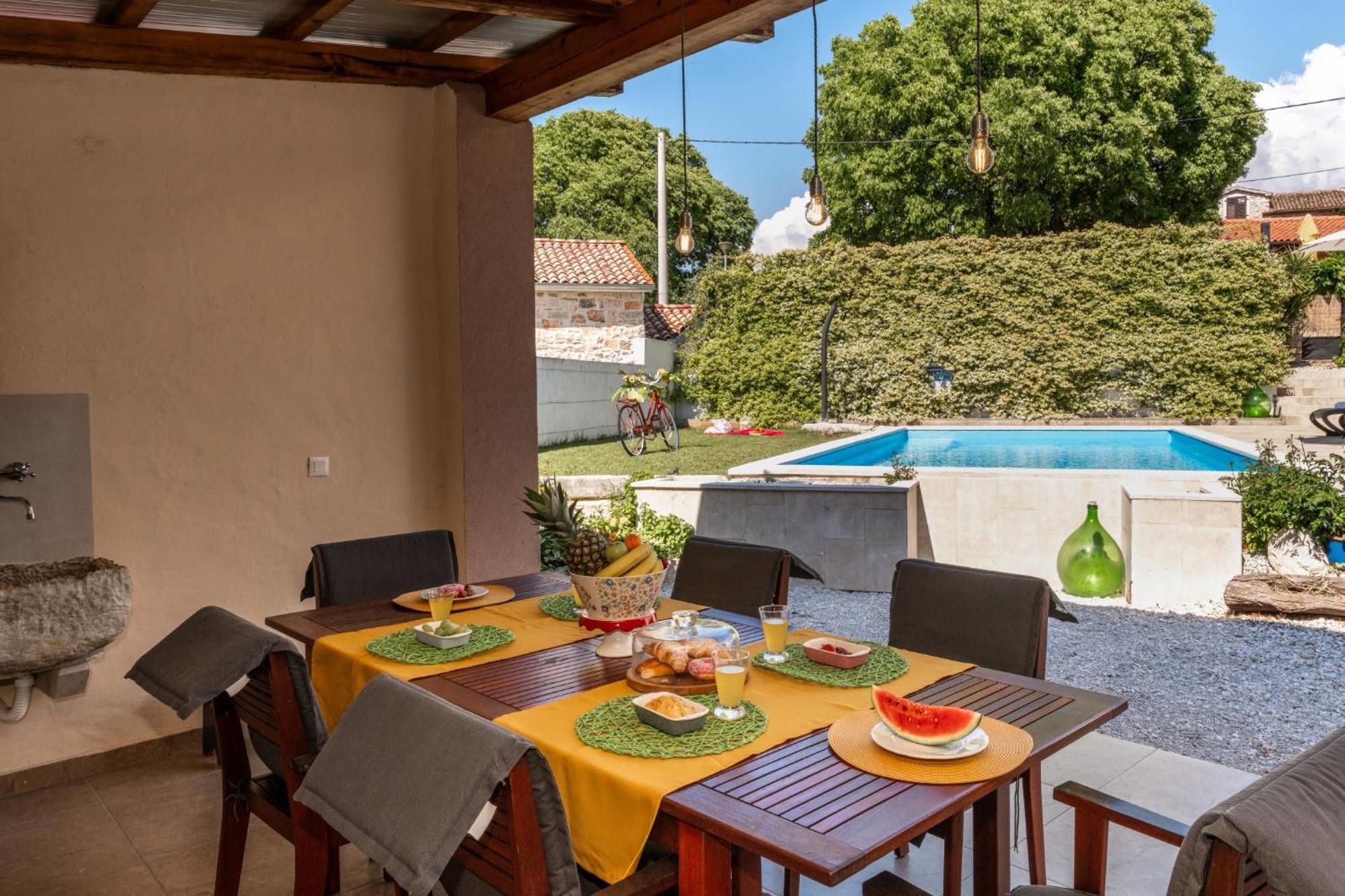 Villa Corinna Kukci Luaran gambar